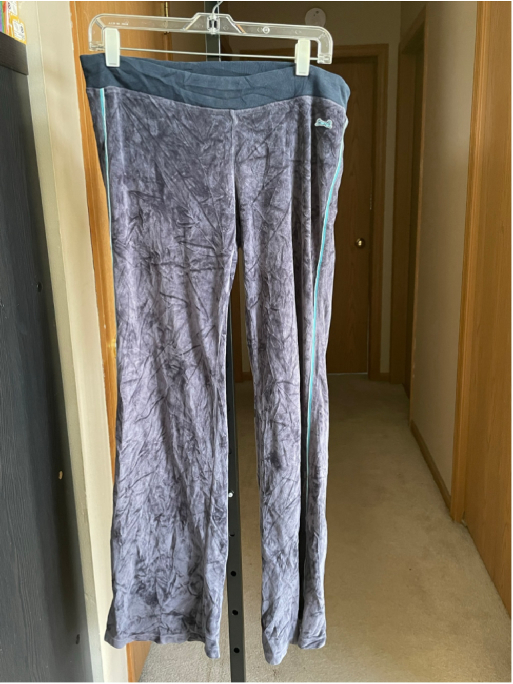 Women's Le Tigre Gray Velour Track Pants M with Blue Stripe